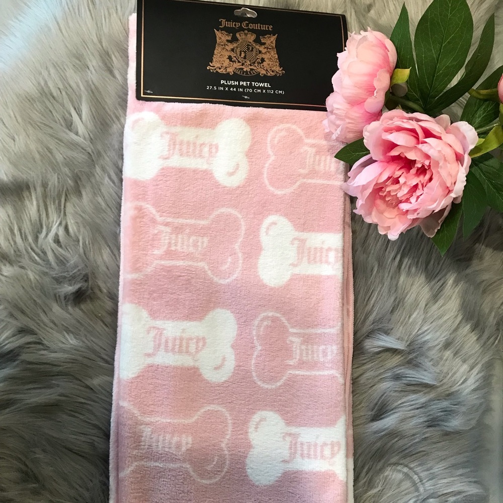 🆕 Juicy Couture plush pet towel - Picture 5 of 8